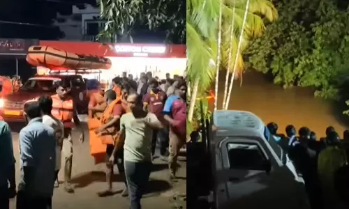 മലപ്പുറം തലപ്പാറയിൽ കാറിടിച്ച് ബൈക്ക് യാത്രികൻ തോട്ടിൽ വീണു