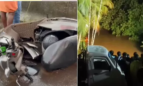 മലപ്പുറം തലപ്പാറയിൽ കാറിടിച്ച് തോട്ടിൽ വീണ ബൈക്ക് യാത്രികനെ കണ്ടെത്താനായില്ല