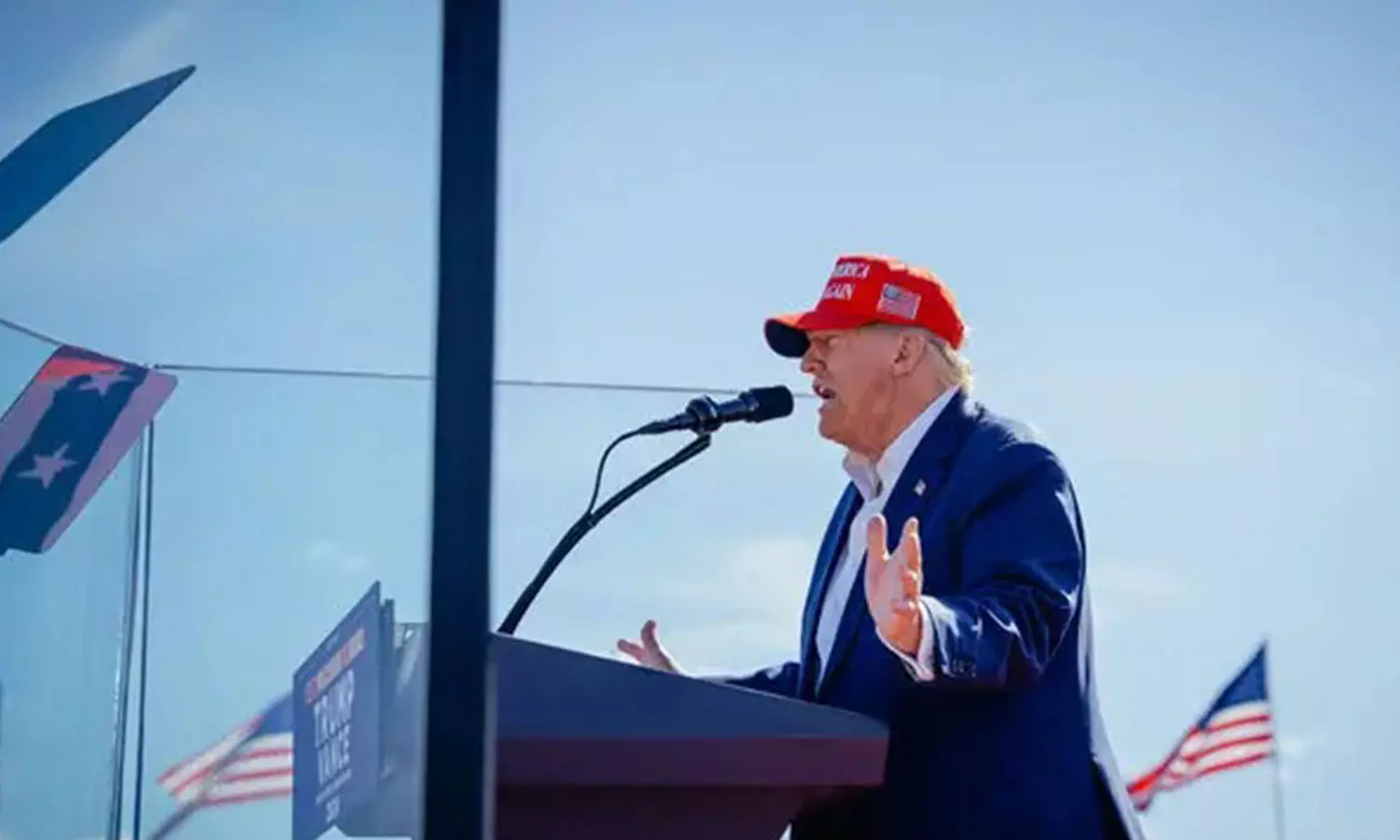 Trump Extends Tariff Deadline To August; Targets 14 Nations