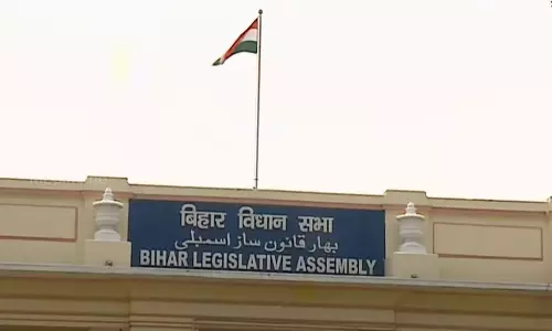 ബിഹാർ വോട്ടർ പട്ടികയിലെ തീവ്രപരിശോധനയ്ക്ക് എതിരായ ഹരജികൾ സുപ്രിംകോടതി വ്യാഴാഴ്ച പരിഗണിക്കും