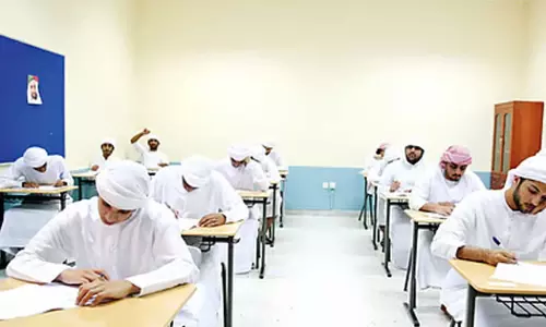 അബൂദബിയിൽ ട്യൂഷൻഫീസ് കുടിശ്ശിക വരുത്തുന്നവരുടെ സർട്ടിഫിക്കറ്റ് തടഞ്ഞുവെക്കാൻ അനുമതി