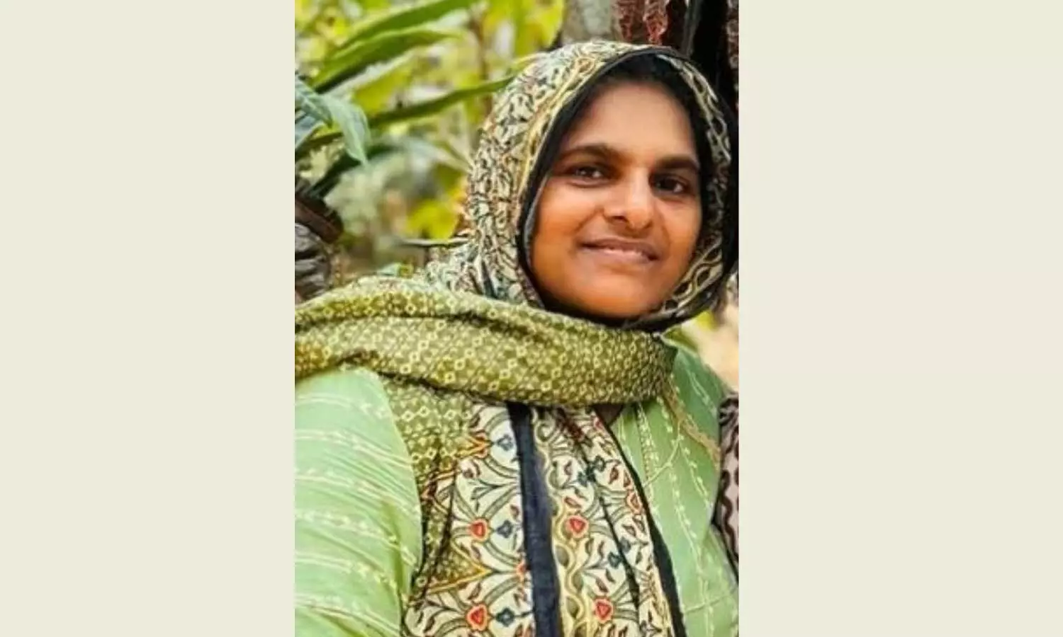 അലക്കാനിട്ട വസ്ത്രങ്ങളെടുത്ത് വരുമ്പോൾ കോണിപ്പടിയിൽ നിന്ന് കാൽ തെന്നി വീണു; ചികിത്സയിലായിരുന്ന യുവതി മരിച്ചു അലക്കാനിട്ട വസ്ത്രങ്ങളെടുത്ത് വരുമ്പോൾ കോണിപ്പടിയിൽ നിന്ന് കാൽ തെന്നി വീണു; ചികിത്സയിലായിരുന്ന യുവതി മരിച്ചു