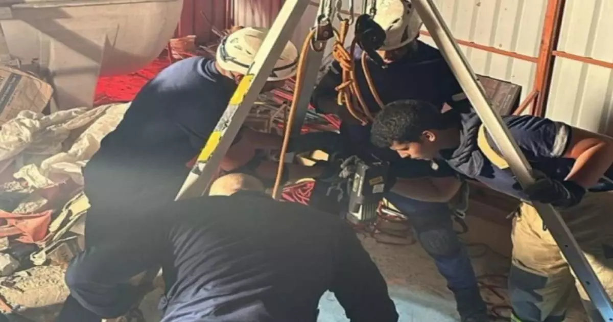 Two workers rescued after falling into manhole in Kuwait