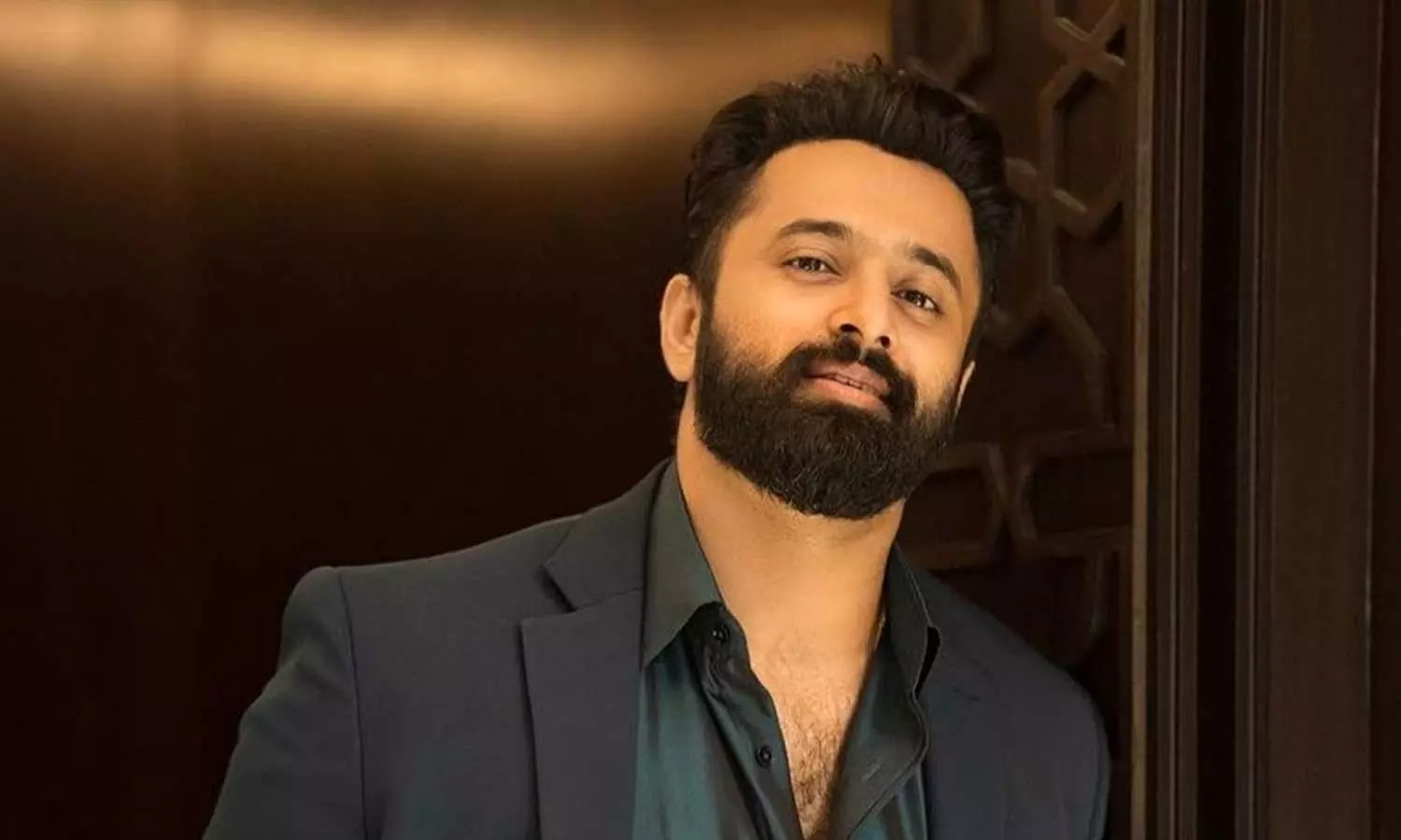 മുന്‍ മാനേജറെ മര്‍ദിച്ചെന്ന കേസ്: നടന്‍ ഉണ്ണി മുകുന്ദനെ പൊലീസ് ചോദ്യം ചെയ്തു