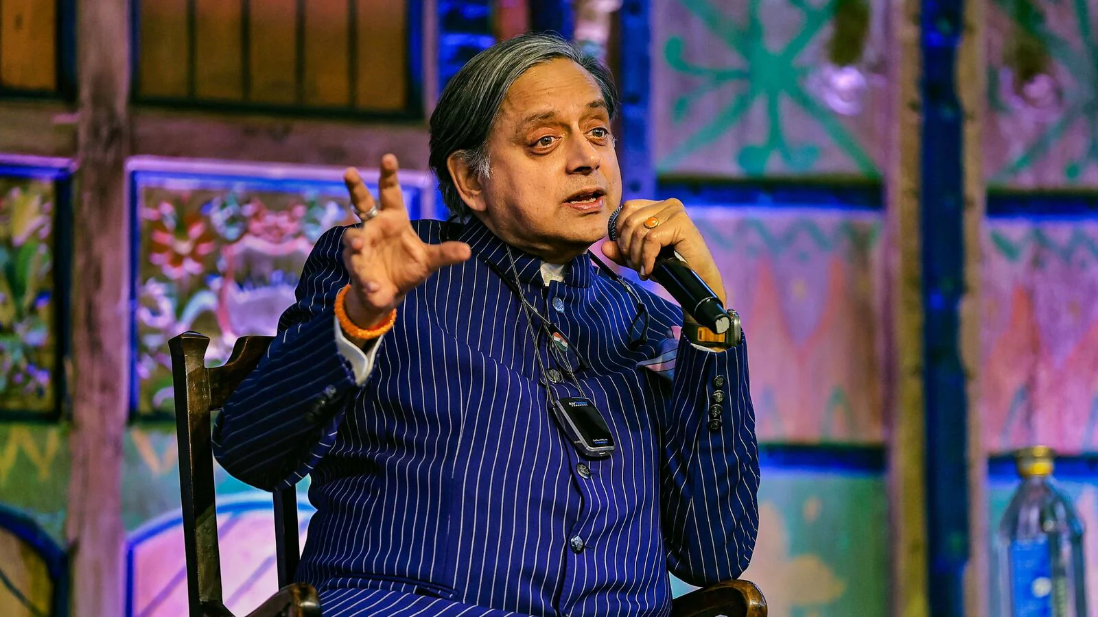 shashi tharoor
