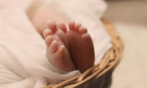 ഓക്‌സിജനില്ല,രക്തബാങ്കുകളും ലാബുകളും ഉടൻ അടച്ചുപൂട്ടും;  ഗസ്സയിലെ ആശുപത്രികളിൽ മരണത്തോട് മല്ലിടിച്ച് മാസം തികയാതെ പ്രസവിച്ച 100 ലധികം കുഞ്ഞുങ്ങൾ