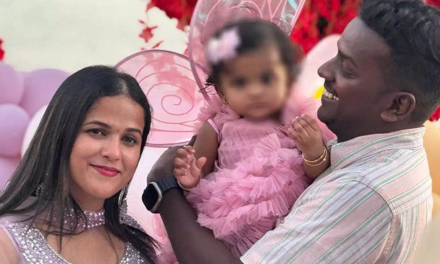 പട്ടിയെപ്പോലെ തല്ലിയിട്ടുണ്ട്,അമ്മായിയച്ചൻ മോശമായി പെരുമാറിയിട്ടും കണ്ടില്ലെന്ന് നടിച്ചു; ഭർത്താവിനെതിരെ ഗുരുതര ആരോപണവുമായി ഷാർജയിൽ മരിച്ച യുവതിയുടെ ആത്മഹത്യാക്കുറിപ്പ് പട്ടിയെപ്പോലെ തല്ലിയിട്ടുണ്ട്,അമ്മായിയച്ചൻ മോശമായി പെരുമാറിയിട്ടും കണ്ടില്ലെന്ന് നടിച്ചു; ഭർത്താവിനെതിരെ ഗുരുതര ആരോപണവുമായി ഷാർജയിൽ മരിച്ച യുവതിയുടെ ആത്മഹത്യാക്കുറിപ്പ്