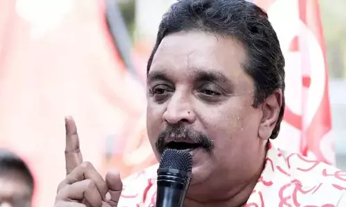 മീഡിയവണ് മാനേജിങ് എഡിറ്ററുടെ കൈ വെട്ടുമെന്ന സിപിഎം ഭീഷണി: ഹിറ്റ്ലറുടെ നടപടികള്ക്ക് സമാനം: ഷിബു ബേബി ജോണ് മീഡിയവണ് മാനേജിങ് എഡിറ്ററുടെ കൈ വെട്ടുമെന്ന സിപിഎം ഭീഷണി: ഹിറ്റ്ലറുടെ നടപടികള്ക്ക് സമാനം: ഷിബു ബേബി ജോണ്