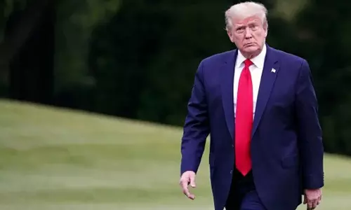 Federal Judge Blocks Trumps Birthright Citizenship Order