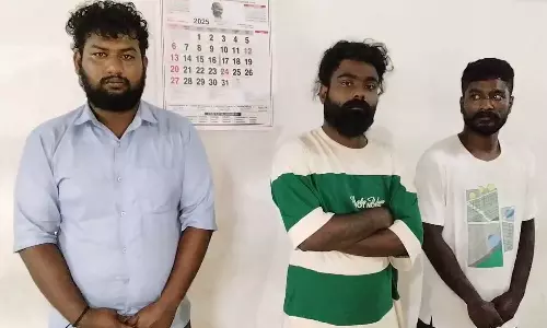 കഞ്ചാവ് വിൽപ്പന എക്സൈസിനെ അറിയിച്ചതിൽ വൈരാ​ഗ്യം; തിരുവനന്തപുരത്ത് 22കാരനെ തട്ടിക്കൊണ്ടുപോയി മർദിച്ച് തല മൊട്ടയടിച്ച മൂന്ന് പേർ പിടിയിൽ