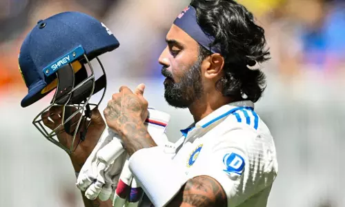 ലോർഡിസിൽ ഇന്ത്യ 242 റൺസിന് പിന്നിൽ