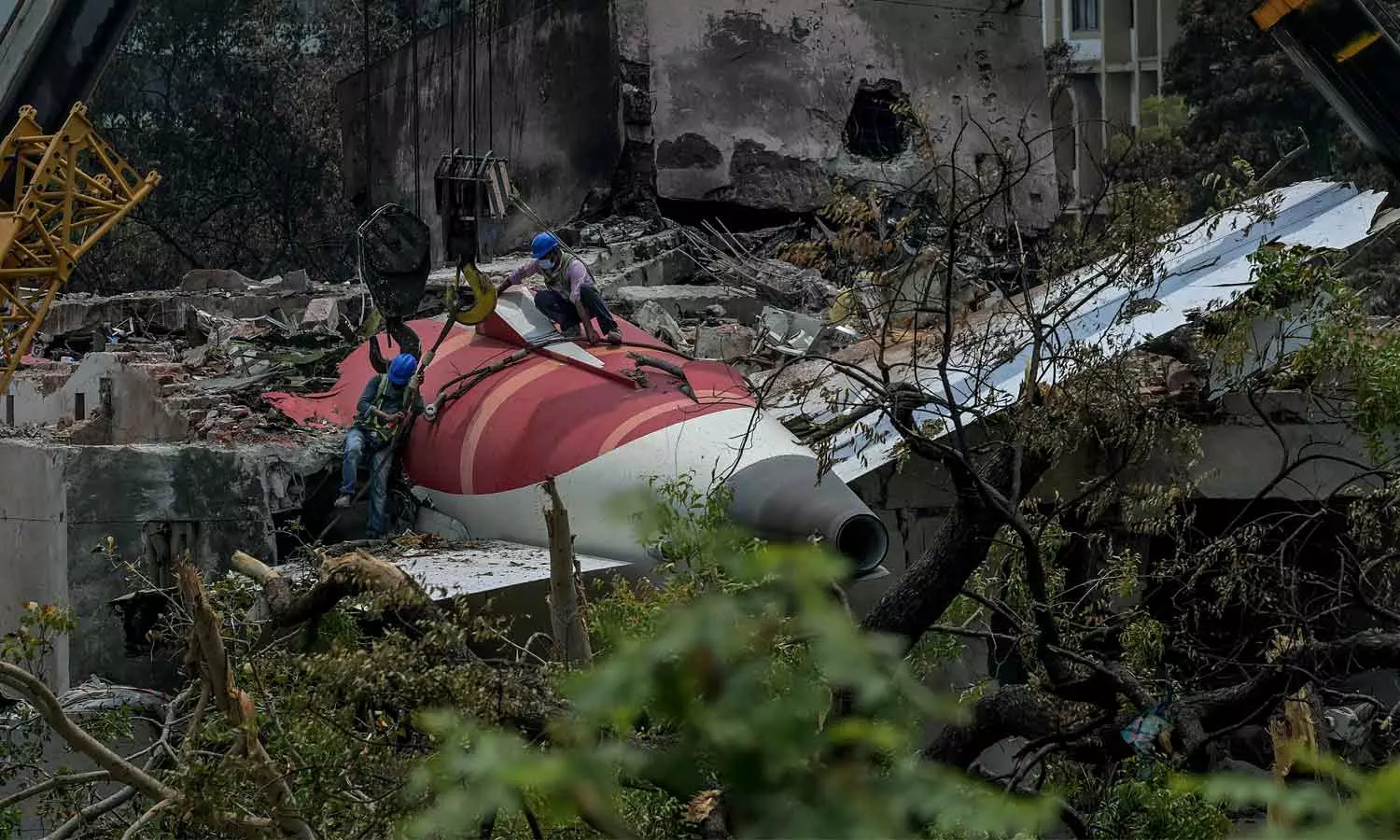 അഹമ്മാദാബാദ് വിമാനദുരന്തം; ഓരോ സെക്കന്റിലും സംഭവിച്ചത് വിശദീകരിച്ച് അന്വേഷണ റിപ്പോർട്ട്