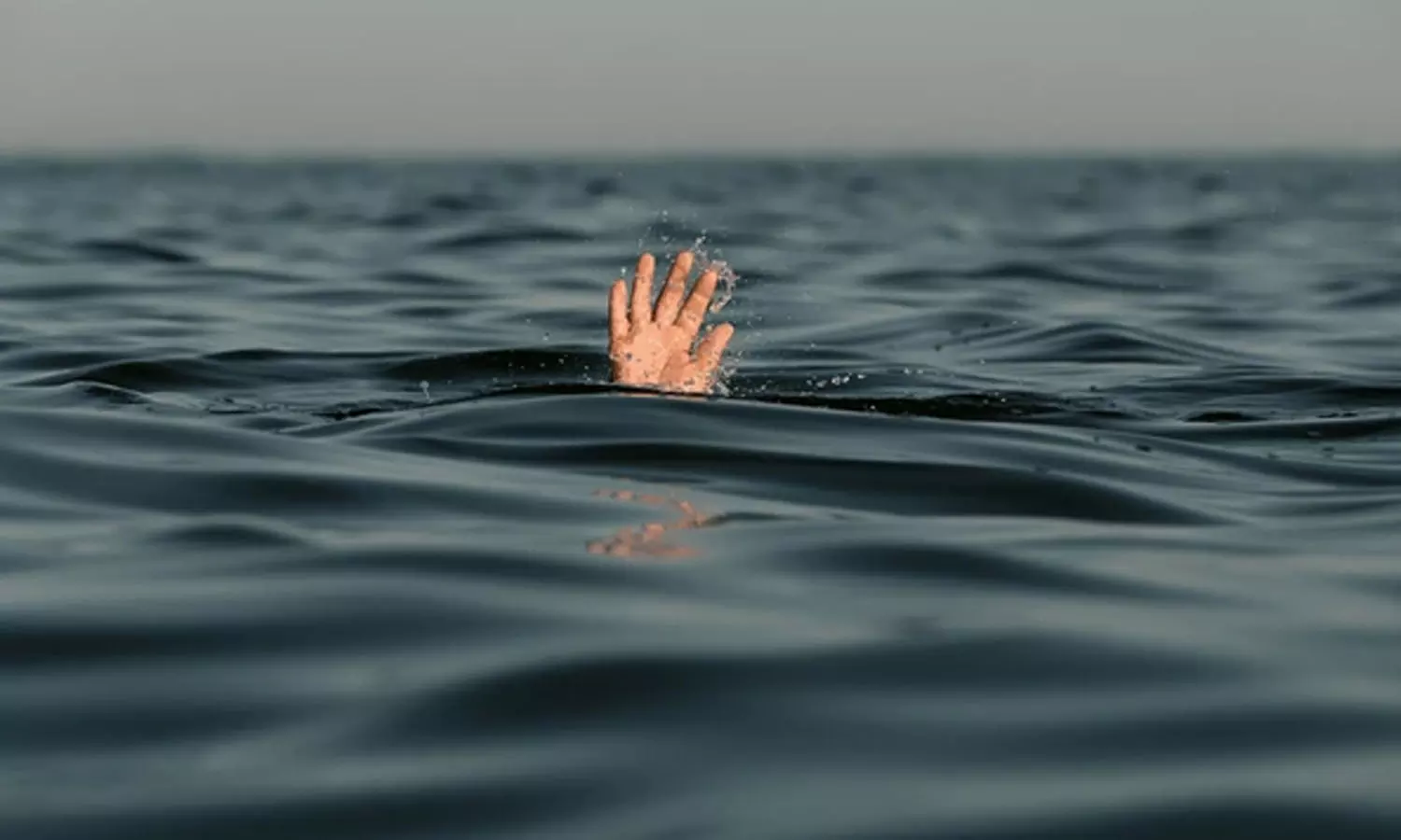 തിരുവനന്തപുരം നെടുമങ്ങാട് കുളത്തിൽ‌ കുളിക്കാനിറങ്ങിയ രണ്ട് കുട്ടികൾ മുങ്ങി മരിച്ചു