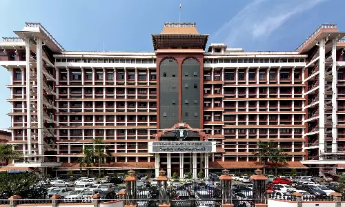 കീം റാങ്ക് പട്ടിക റദ്ദാക്കിയ നടപടി; സർക്കാരിനെതിരെ ഹൈക്കോടതി ഡിവിഷൻ ബെഞ്ച്