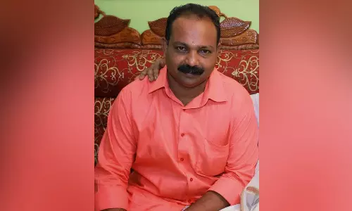 ആറന്മുളയിൽ ഹോട്ടൽ ഉടമയുടെ ആത്മഹത്യ കുറിപ്പിൽ കോൺഗ്രസ് പഞ്ചായത്ത് അംഗത്തിന്റെ പേര്