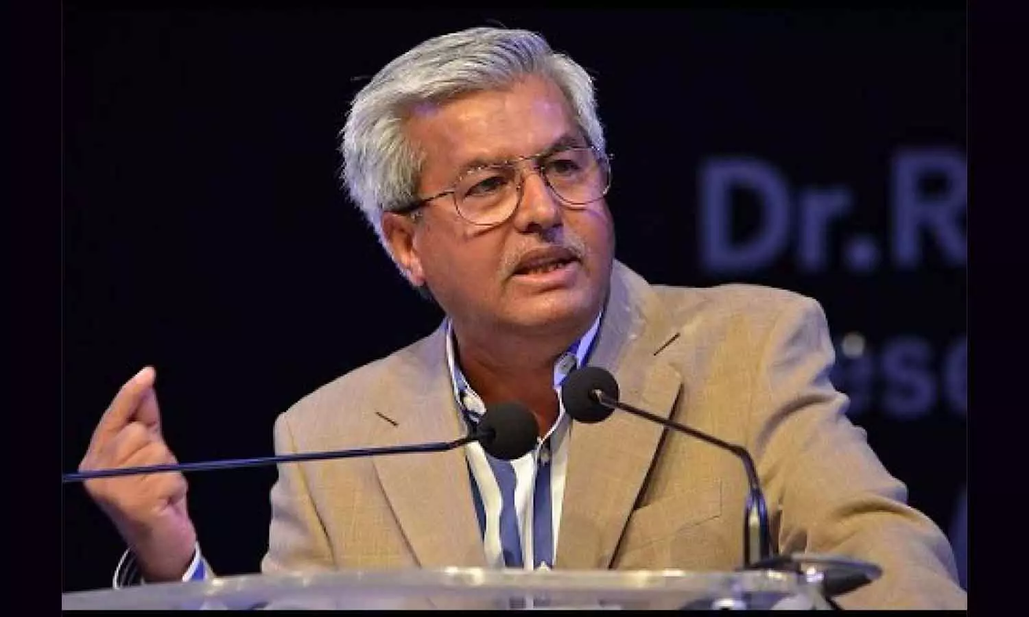 Dushyant Dave quits legal profession after 48 years Dushyant Dave quits legal profession after 48 years