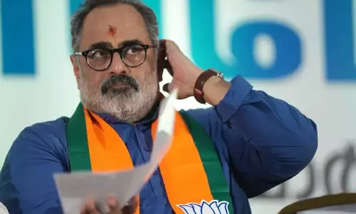 സാമുദായിക സമവാക്യം തകർന്നെന്ന് ആക്ഷേപം; ഭാരവാഹി പട്ടികയെ ചൊല്ലി ബിജെപിയില് ഭിന്നത കടുക്കുന്നു സാമുദായിക സമവാക്യം തകർന്നെന്ന് ആക്ഷേപം; ഭാരവാഹി പട്ടികയെ ചൊല്ലി ബിജെപിയില് ഭിന്നത കടുക്കുന്നു