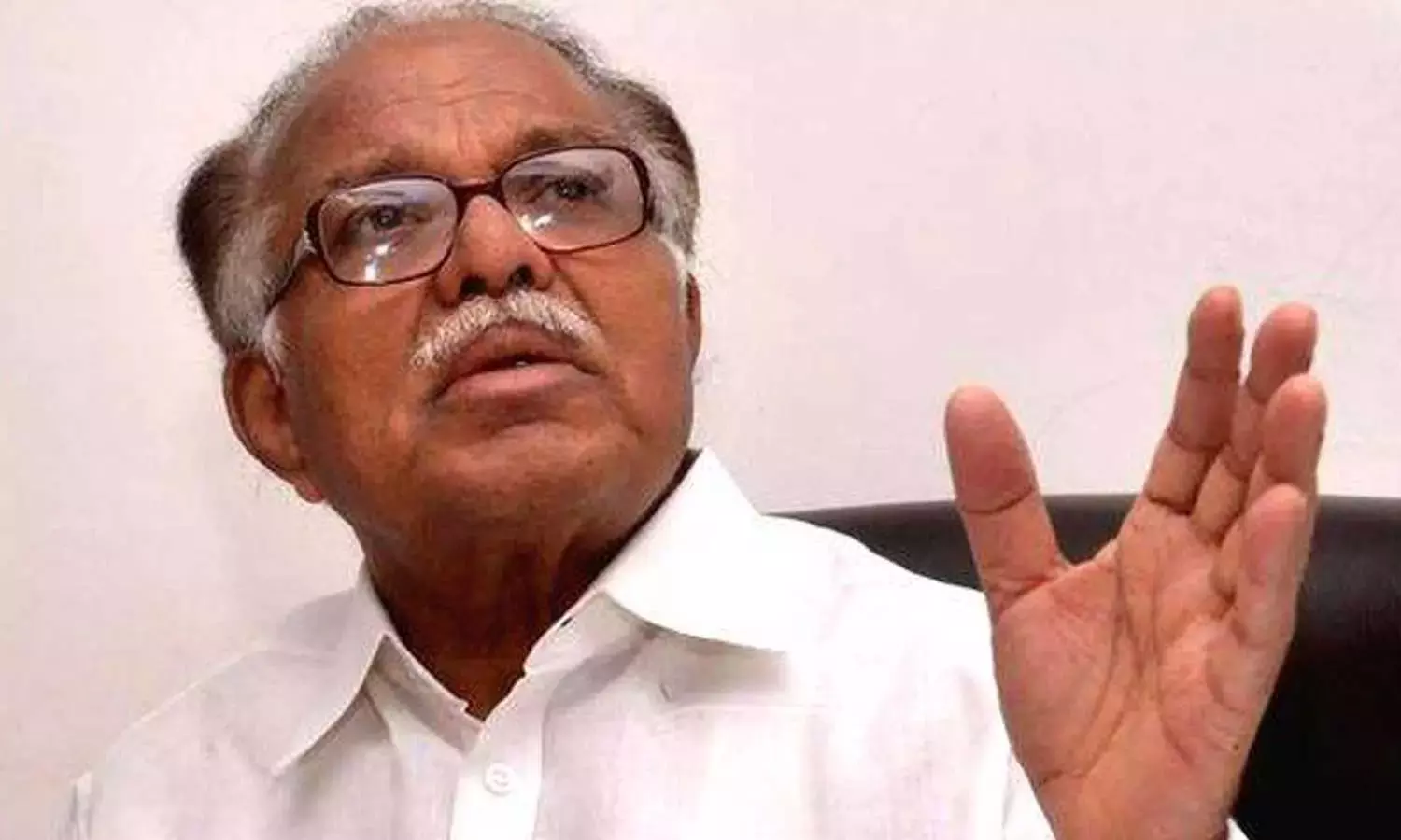 യൂത്ത് കോൺഗ്രസിനെതിരായ വിമർശനം സദുദ്ദേശപരം, ബഹുഭൂരിപക്ഷം സ്ഥലങ്ങളിലും മണ്ഡലം കമ്മിറ്റികൾ ഇല്ല: പി.ജെ കുര്യൻ യൂത്ത് കോൺഗ്രസിനെതിരായ വിമർശനം സദുദ്ദേശപരം, ബഹുഭൂരിപക്ഷം സ്ഥലങ്ങളിലും മണ്ഡലം കമ്മിറ്റികൾ ഇല്ല: പി.ജെ കുര്യൻ