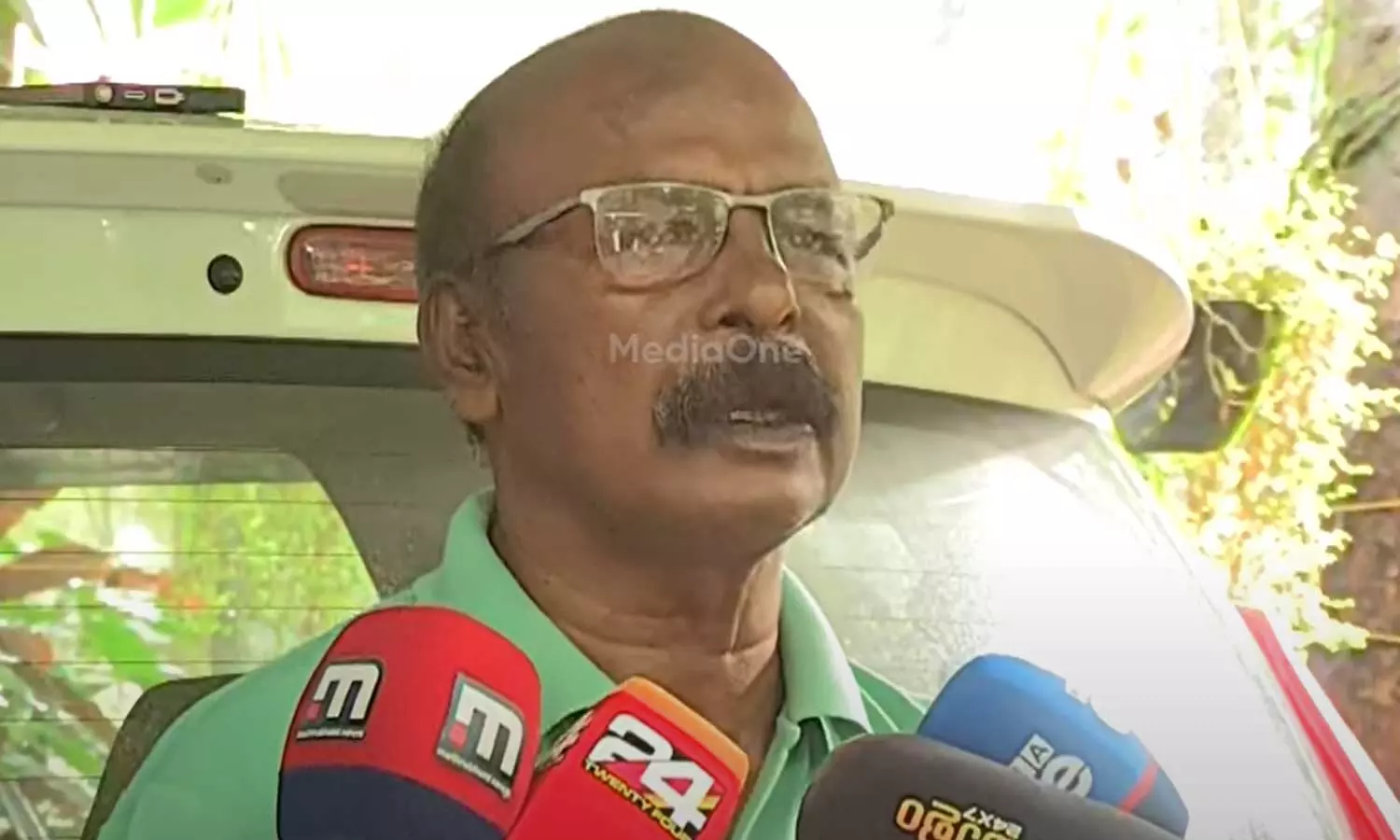 കളവ് ചെയ്ത മുൻ പിഎയെ പാർട്ടി സംരക്ഷിക്കുന്നു; സി.സി മുകുന്ദൻ എംഎൽഎ