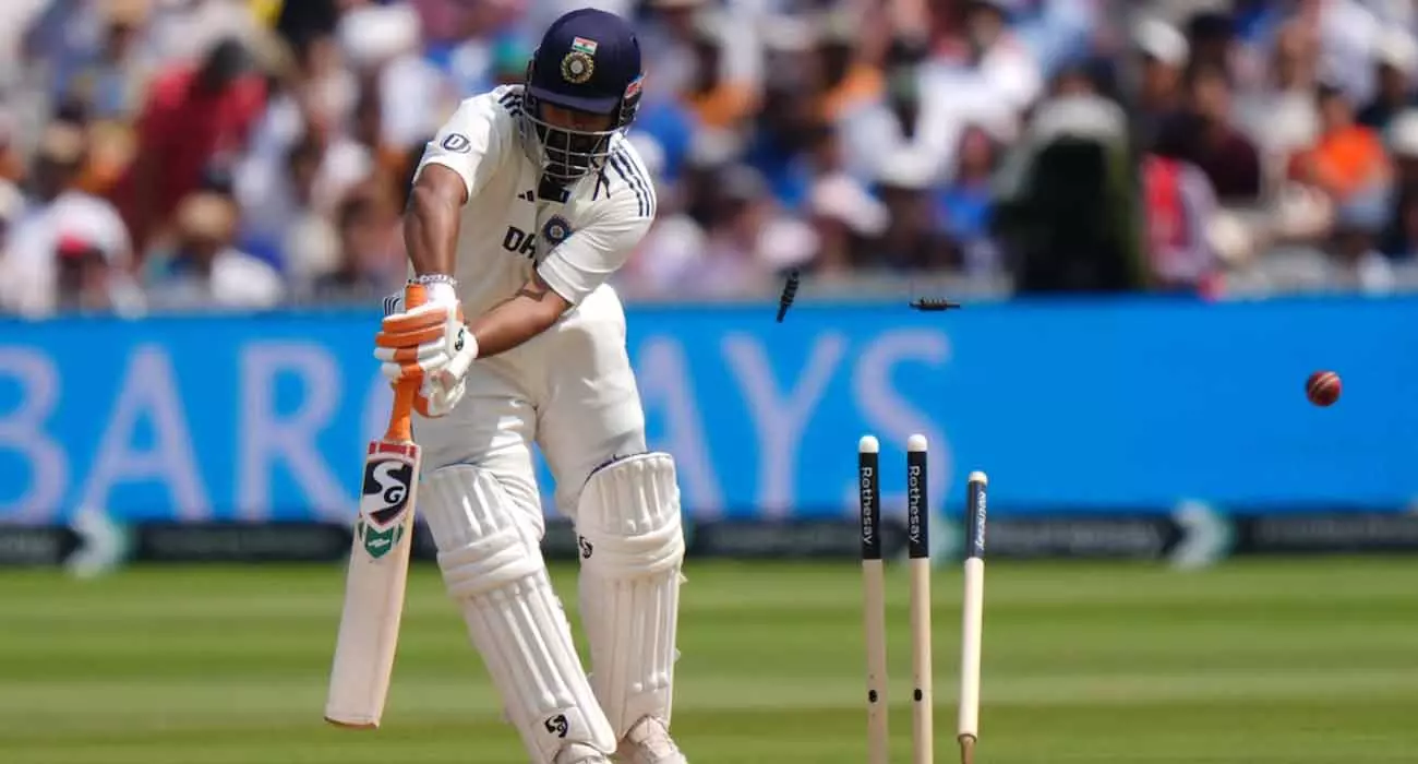 India in danger of defeat in Lords Test; lose eight wickets