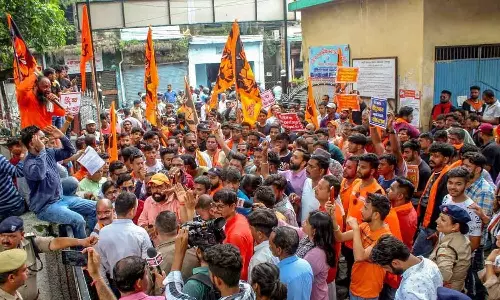 ബ്രജ് മണ്ഡല്‍ ജലാഭിഷേക് യാത്ര; ഹരിയാനയിലെ നൂഹില്‍ സ്‌കൂളുകള്‍ അടച്ചു, ഇന്റര്‍നെറ്റ് സേവനങ്ങള്‍ താല്‍ക്കാലികമായി നിര്‍ത്തിവച്ചു