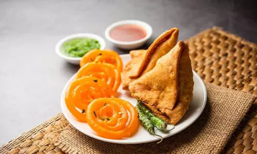 ജിലേബിയും സമൂസയും ആരോഗ്യത്തിന് ഹാനികരം: പുകയിലയ്ക്ക് സമാനമായ മുന്നറിയിപ്പ് നല്‍കണമെന്ന് കേന്ദ്ര ആരോഗ്യമന്ത്രാലയം