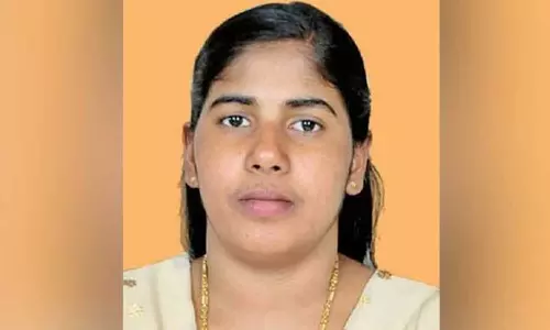 നിമിഷപ്രിയയുടെ വധശിക്ഷ ഒഴിവാക്കാനായി യമനില് ചർച്ച ഇന്നും തുടരും നിമിഷപ്രിയയുടെ വധശിക്ഷ ഒഴിവാക്കാനായി യമനില് ചർച്ച ഇന്നും തുടരും