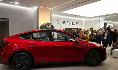 ടെസ്‌ല ഇന്ത്യയില്‍; മോഡല്‍ വൈ കാറിന്റെ  വില പ്രഖ്യാപിച്ച് കമ്പനി