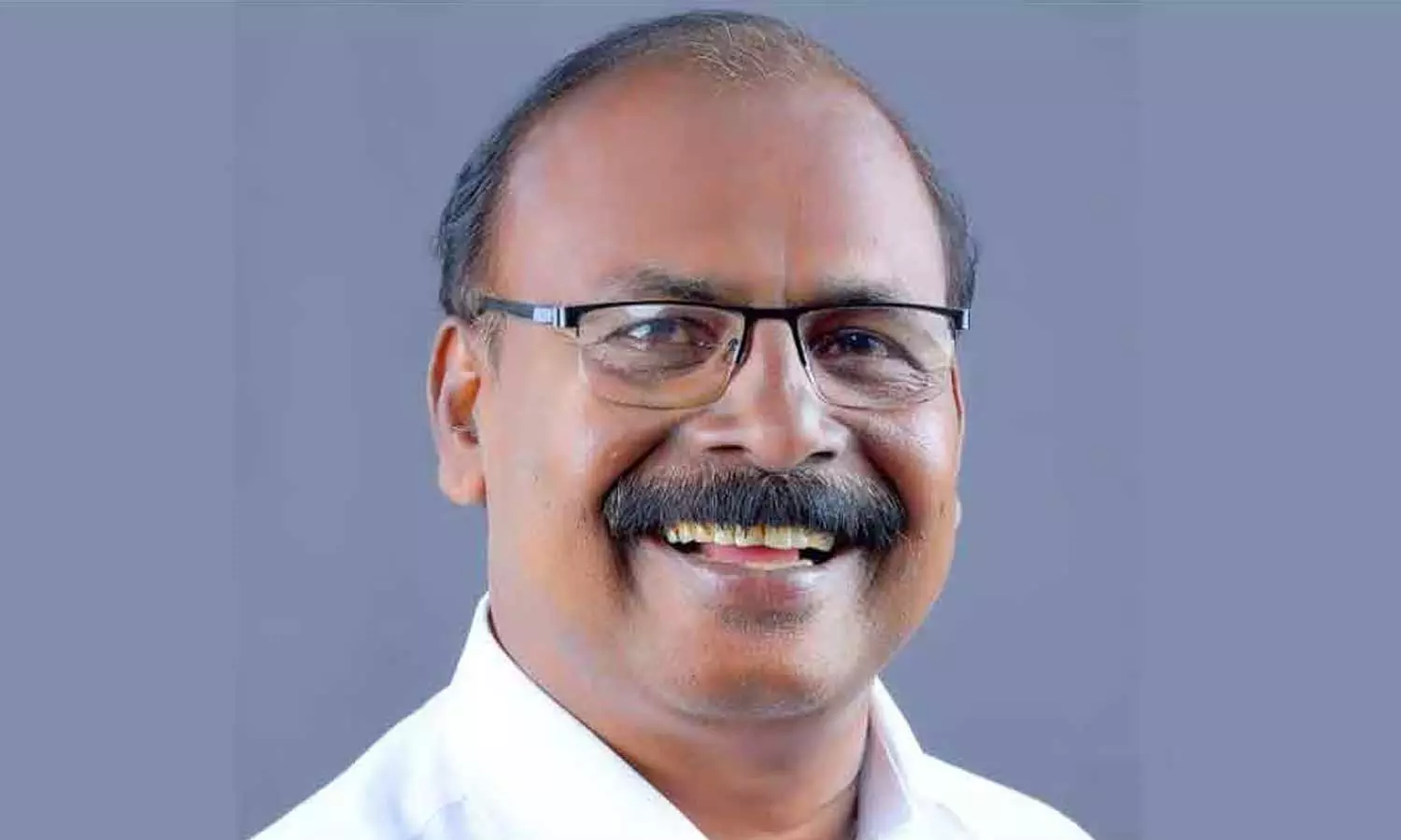 തൃശൂർ സിപിഐയിലെ ഭിന്നത; ബിനോയ് വിശ്വവുമായി കൂടിക്കാഴ്ച നടത്തി സി.സി മുകുന്ദൻ തൃശൂർ സിപിഐയിലെ ഭിന്നത; ബിനോയ് വിശ്വവുമായി കൂടിക്കാഴ്ച നടത്തി സി.സി മുകുന്ദൻ