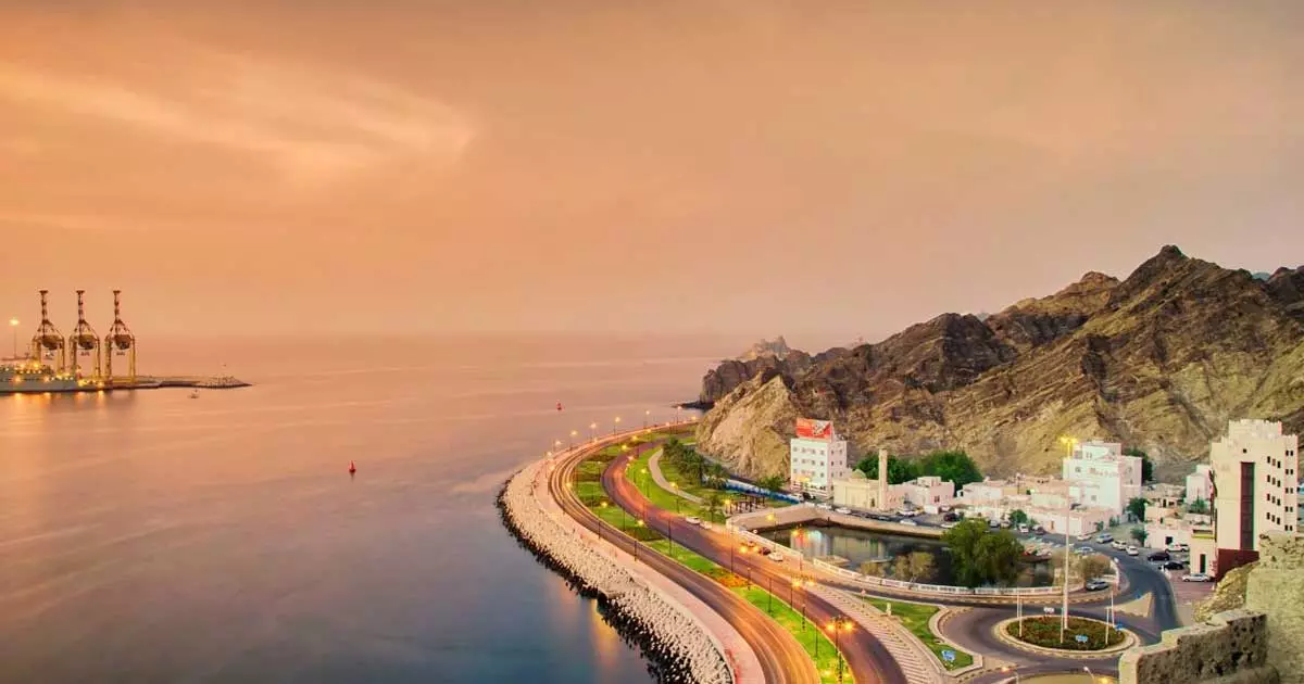 കാർപൂളിങ് സംവിധാനം പരിഗണിക്കണമെന്ന് യാത്രക്കാരോട് മസ്കത്ത് മുനിസിപ്പാലിറ്റി കാർപൂളിങ് സംവിധാനം പരിഗണിക്കണമെന്ന് യാത്രക്കാരോട് മസ്കത്ത് മുനിസിപ്പാലിറ്റി