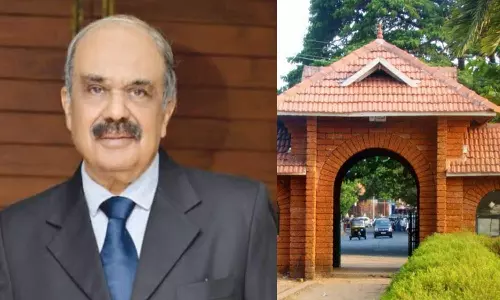 മാനാഞ്ചിറ സ്ക്വയർ  രൂപകല്‍പന ചെയ്ത പ്രമുഖ ആർക്കിടെക്ട് ആർ.കെ രമേഷ് അന്തരിച്ചു