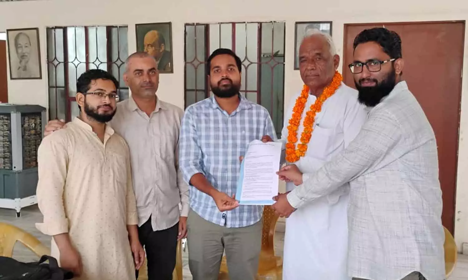 SIO submitted a petition to MPs SIO submitted a petition to MPs