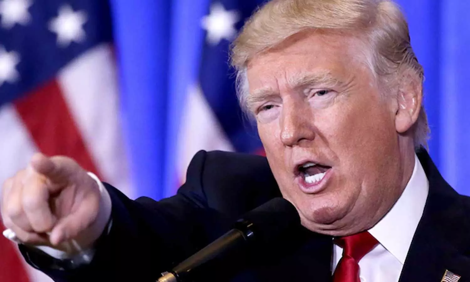 ലൈംഗിക കുറ്റവാളിക്ക് അയച്ച പിറന്നാളാശംസ കത്ത് വിവാദം; വാള് സ്ട്രീറ്റ് ജേര്ണലിനോട് 1000 കോടി നഷ്ടപരിഹാരം ആവശ്യപ്പെട്ട് ട്രംപ് ലൈംഗിക കുറ്റവാളിക്ക് അയച്ച പിറന്നാളാശംസ കത്ത് വിവാദം; വാള് സ്ട്രീറ്റ് ജേര്ണലിനോട് 1000 കോടി നഷ്ടപരിഹാരം ആവശ്യപ്പെട്ട് ട്രംപ്