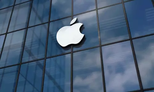 പുതിയ അപ്ഡേഷന്റെ രഹസ്യ വിവരങ്ങള് ചോര്ത്തി; യൂട്യൂബര്ക്കെതിരെ നിയമനടപടിക്കൊരുങ്ങി ആപ്പിള് പുതിയ അപ്ഡേഷന്റെ രഹസ്യ വിവരങ്ങള് ചോര്ത്തി; യൂട്യൂബര്ക്കെതിരെ നിയമനടപടിക്കൊരുങ്ങി ആപ്പിള്