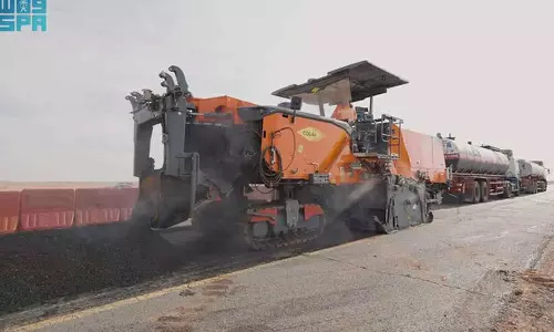 പൊളിച്ച കെട്ടിട അവശിഷ്ടങ്ങൾ റോഡ് നിർമ്മാണത്തിന് ഉപയോഗിച്ച് സൗദി അറേബ്യ