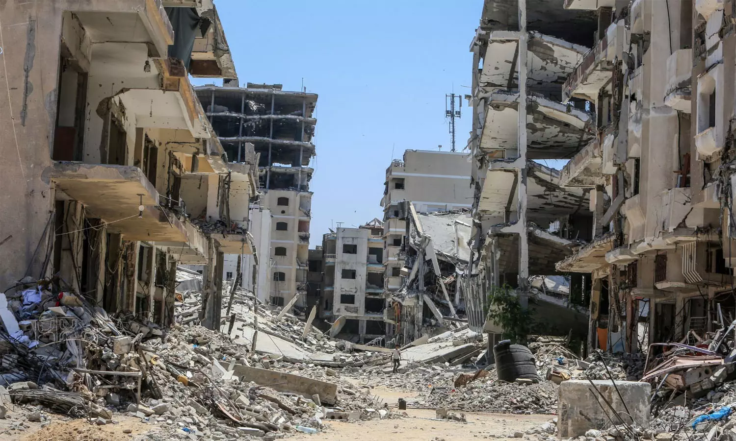 ഗസ്സയിൽ പട്ടിണി ആയുധമാക്കി ഇസ്രായേൽ കൊലപ്പെടുത്തിയത് 900ലധികം പേരെ; പരിക്കേറ്റത് 6,000 പേർക്ക്