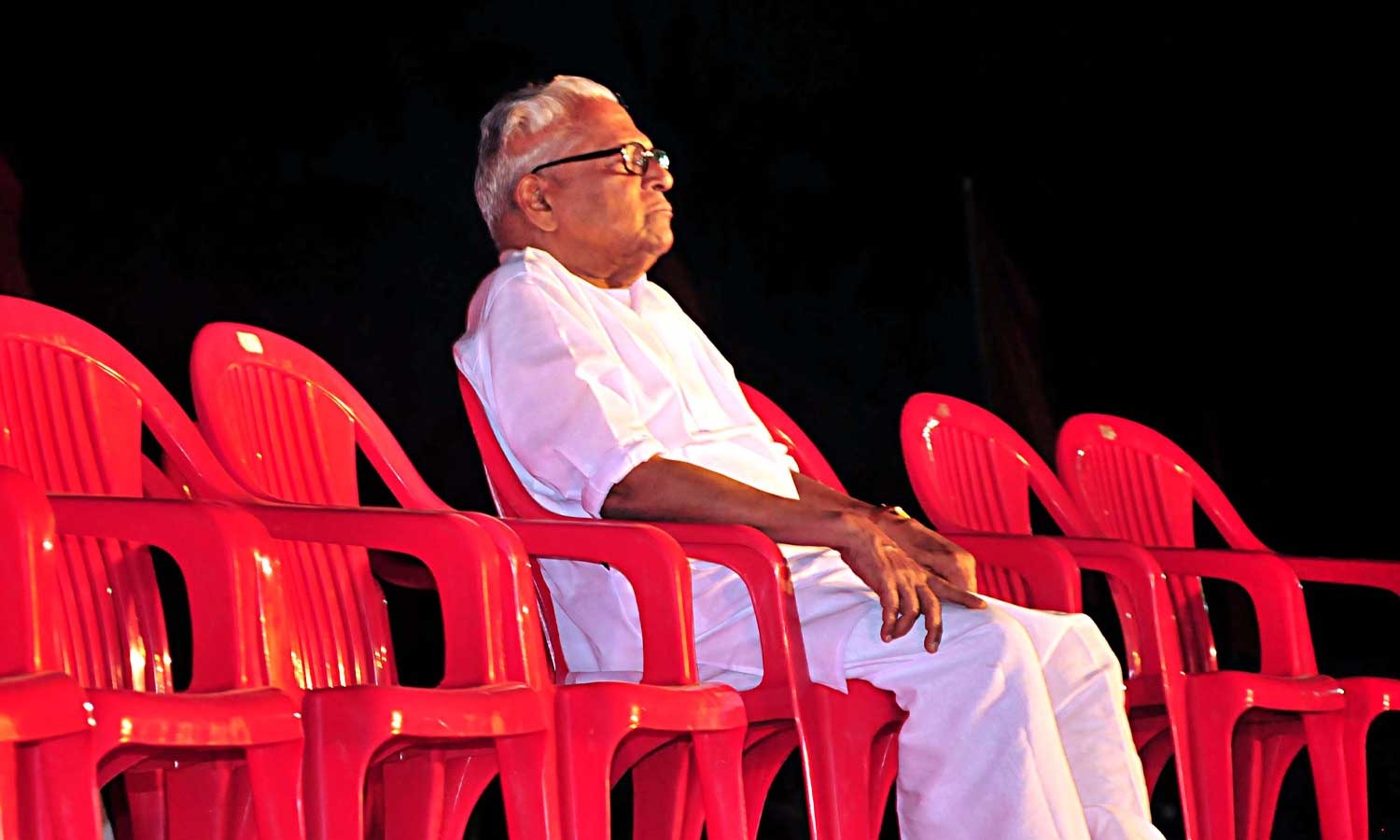 നാടിനെ സംരക്ഷിക്കാനുള്ള നിരവധി പോരാട്ടങ്ങള്‍ക്ക്‌ നേതൃത്വം നല്‍കിയ കമ്യൂണിസ്റ്റായിരുന്നു വി.എസ്: സിപിഎം