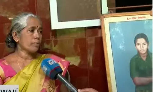 പത്മലതയെ കൊന്നത് മഞ്ജുനാഥ ക്ഷേത്ര ട്രസ്റ്റ് ഭാരവാഹികളുടെ അറിവോടെ, കൊലക്ക് കാരണം  കമ്മ്യൂണിസ്റ്റുകാരനായ പിതാവിനോടുള്ള വൈരാഗ്യം;  സഹോദരി