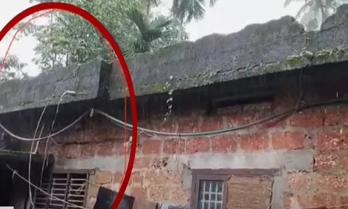 വീടിനു മുകളിലൂടെ പോകുന്ന  ലൈൻ മാറ്റാൻ ആവശ്യപ്പെട്ടിട്ടും  നടപടി എടുത്തില്ല; കെഎസ്ഇബിക്കെതിരെ  കൊയിലാണ്ടിയില്‍ ഷോക്കേറ്റ് മരിച്ച വയോധികയുടെ കുടുംബം