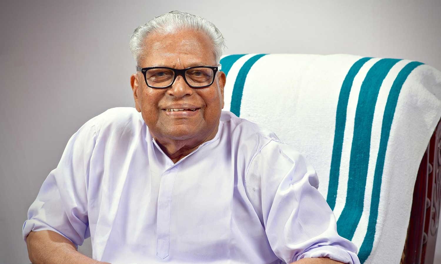 പോരാട്ടവീര്യത്തിന് വിട; വി.എസ് അച്യുതാനന്ദന്‍ അന്തരിച്ചു