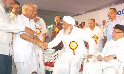 വി.എസ് അച്യുതാനന്ദന്റെ വിയോഗത്തോടെ കേരള രാഷ്ട്രീയത്തിലെ വലിയൊരു അധ്യായമാണ് അവസാനിക്കുന്നത്: കാന്തപുരം എ.പി അബൂബക്കർ മുസ്‌ലിയാര്‍