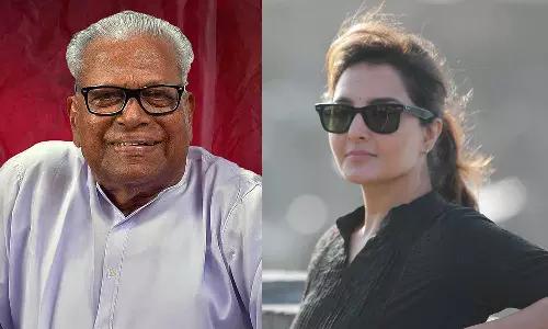 സ്ത്രീ സുരക്ഷയ്ക്ക് വേണ്ടിയുള്ള വി.എസിന്റെ നിലപാടുകള് കാലത്തിന്റെ ആവശ്യകത, പേരിനെ ശരിയടയാളമാക്കിയ നേതാവിന് ആദരാഞ്ജലി: മഞ്ജു വാര്യര് സ്ത്രീ സുരക്ഷയ്ക്ക് വേണ്ടിയുള്ള വി.എസിന്റെ നിലപാടുകള് കാലത്തിന്റെ ആവശ്യകത, പേരിനെ ശരിയടയാളമാക്കിയ നേതാവിന് ആദരാഞ്ജലി: മഞ്ജു വാര്യര്