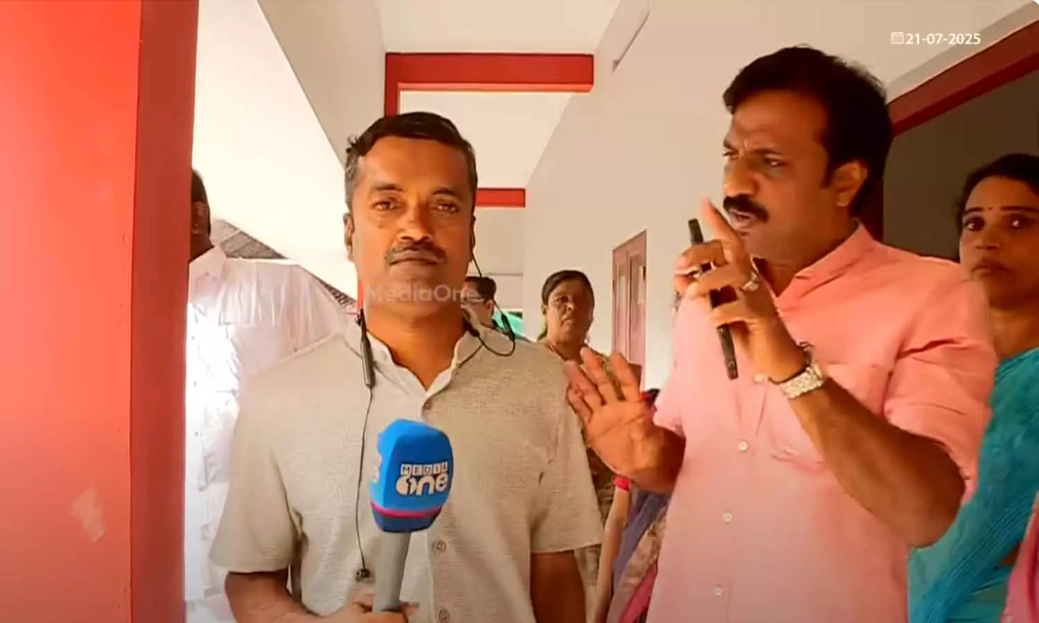 കാർത്തികപ്പള്ളി സ്കൂളിലെ കോൺഗ്രസ്- സിപിഎം സംഘർഷം; പഞ്ചായത്ത് അംഗം നിബുവിനെതിരെ കേസ് കാർത്തികപ്പള്ളി സ്കൂളിലെ കോൺഗ്രസ്- സിപിഎം സംഘർഷം; പഞ്ചായത്ത് അംഗം നിബുവിനെതിരെ കേസ്