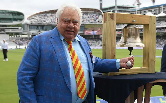 ഓൾഡ് ട്രാഫോഡിൽ ഇനി ഫാറോഖ് എഞ്ചിനീർ സ്റ്റാൻഡും