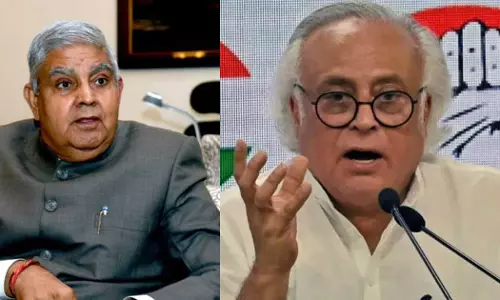 രാജിക്ക് പിന്നില്‍ കണ്ണില്‍ കാണുന്നതിലും അപ്പുറം എന്തോ ഉണ്ട്; ഉപരാഷ്ട്രപതിയുടെ രാജി ഞെട്ടിപ്പിക്കുന്നതെന്ന് കോണ്‍ഗ്രസ്