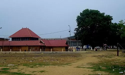 കർക്കിടകവാവിനോട് അനുബന്ധിച്ച് ആലുവയിൽ ഗതാഗത നിയന്ത്രണങ്ങൾ ഏർപ്പെടുത്തി