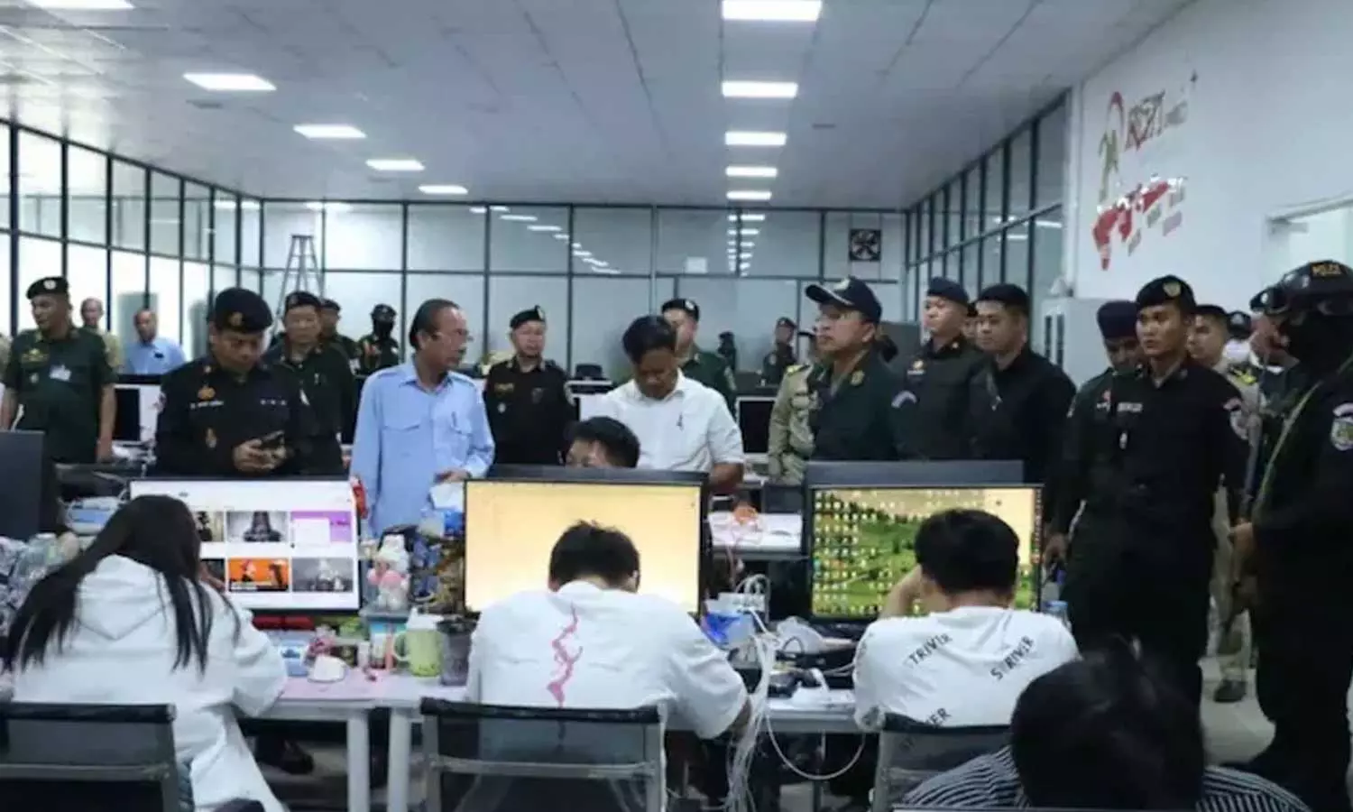 സൈബർ തട്ടിപ്പ്: കംബോഡിയയിൽ 105 ഇന്ത്യക്കാരും 606 സ്ത്രീകളും ഉൾപ്പടെ 3000ത്തിലധികം ആളുകൾ അറസ്റ്റിൽ