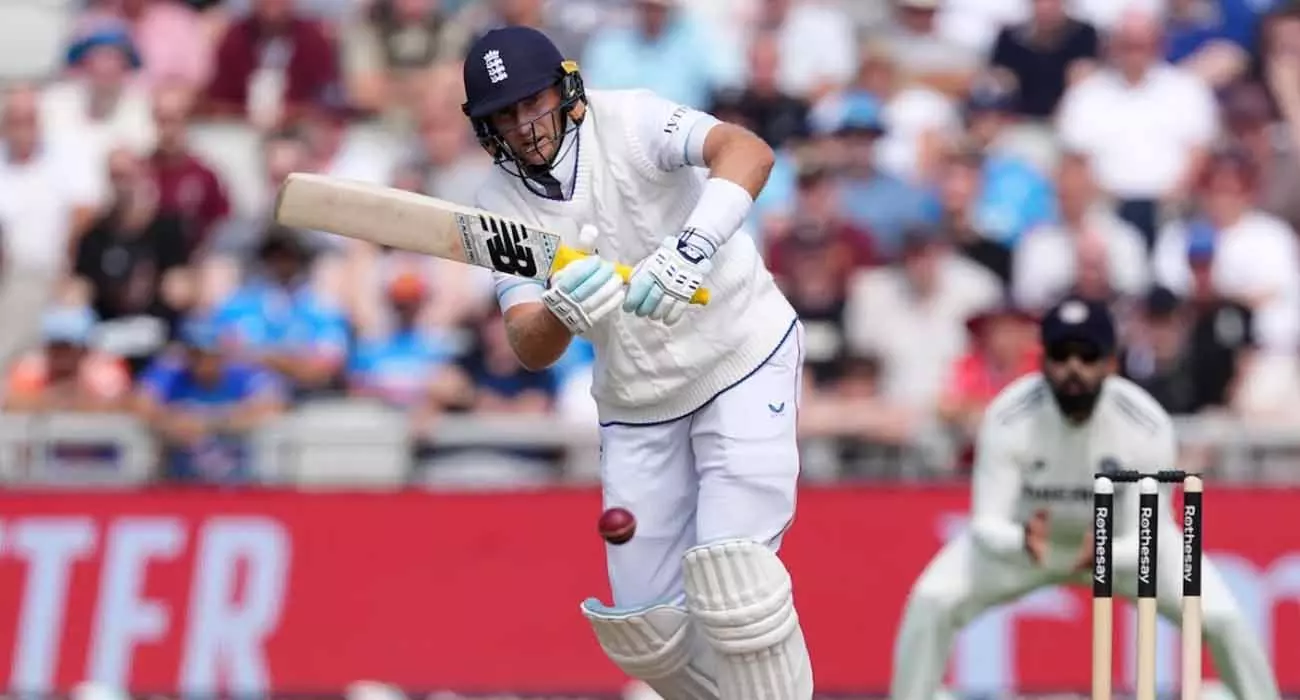 Root and Pope hit half-centuries; England take control of Manchester Test