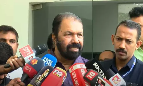 എന്നോട് ചോദ്യം ചോദിച്ചിട്ട് കാര്യമില്ല, ഗോവിന്ദച്ചാമി കേരളത്തിലെ സ്കൂളിലൊന്നും പഠിക്കുന്നില്ലല്ലോ: വി. ശിവൻകുട്ടി എന്നോട് ചോദ്യം ചോദിച്ചിട്ട് കാര്യമില്ല, ഗോവിന്ദച്ചാമി കേരളത്തിലെ സ്കൂളിലൊന്നും പഠിക്കുന്നില്ലല്ലോ: വി. ശിവൻകുട്ടി