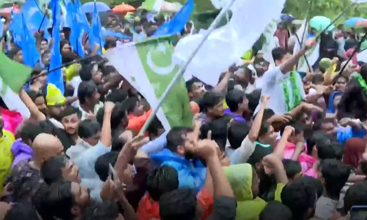 കാലിക്കറ്റ് യൂണിവേഴ്സിറ്റി യൂണിയൻ ഭരണം നിലനിർത്തി യുഡിഎസ്എഫ്; വർഷങ്ങൾക്ക് ശേഷം എംഎസ്എഫിന് ചെയർപേഴ്സൺ സ്ഥാനം